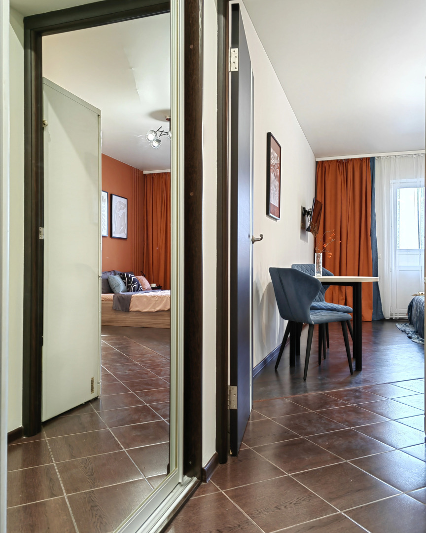 Апартаменты студия Рябиновый закат