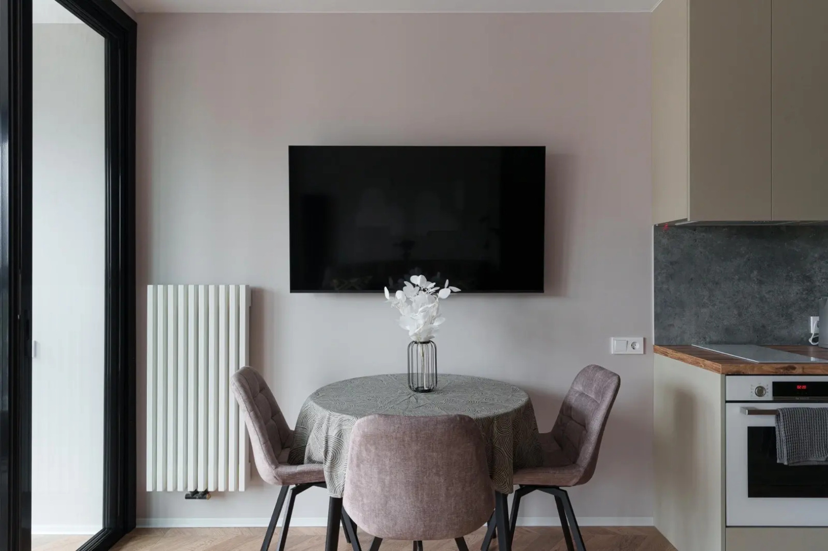 Квартира новая, стильная с дизайнерским ремонтом