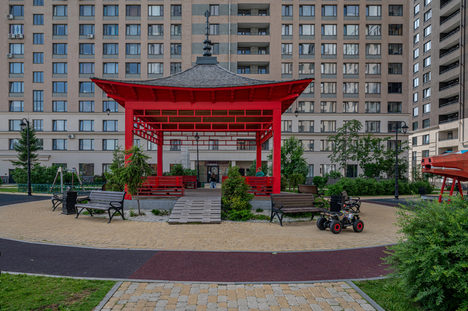 Апартаменты на Краснолесья 10/3