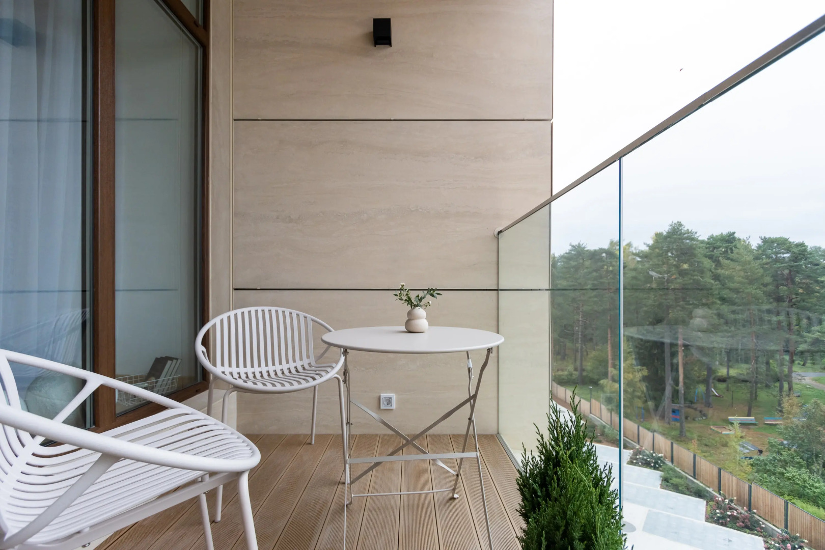 Апартаменты студия 525