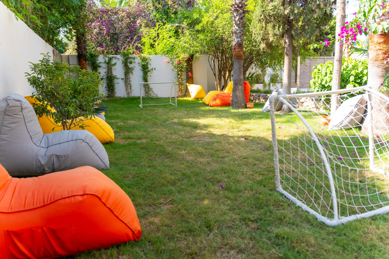 Rose Garden Premium Hotel