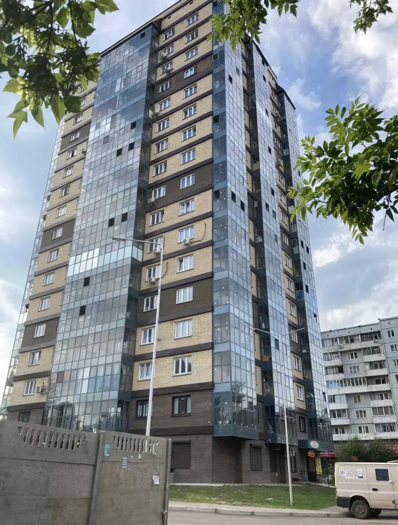 Квартира На Двоих