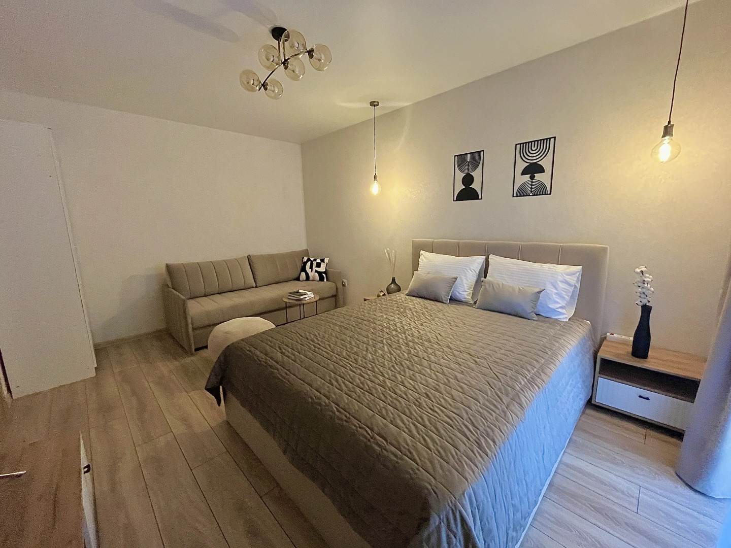 Квартира Неотель рядом с Московским проспектом, трассой М4, ЖК Яблоневые сады