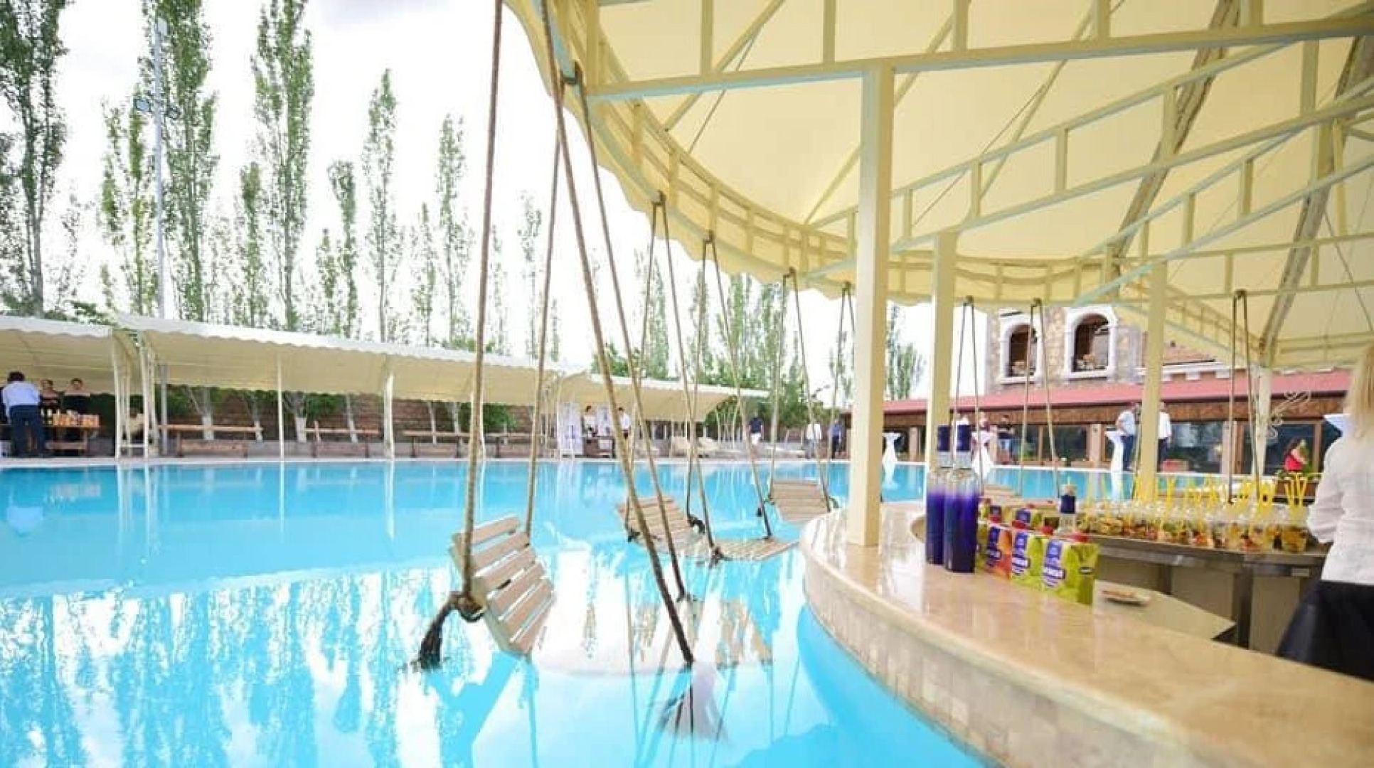 Отель Кавказ