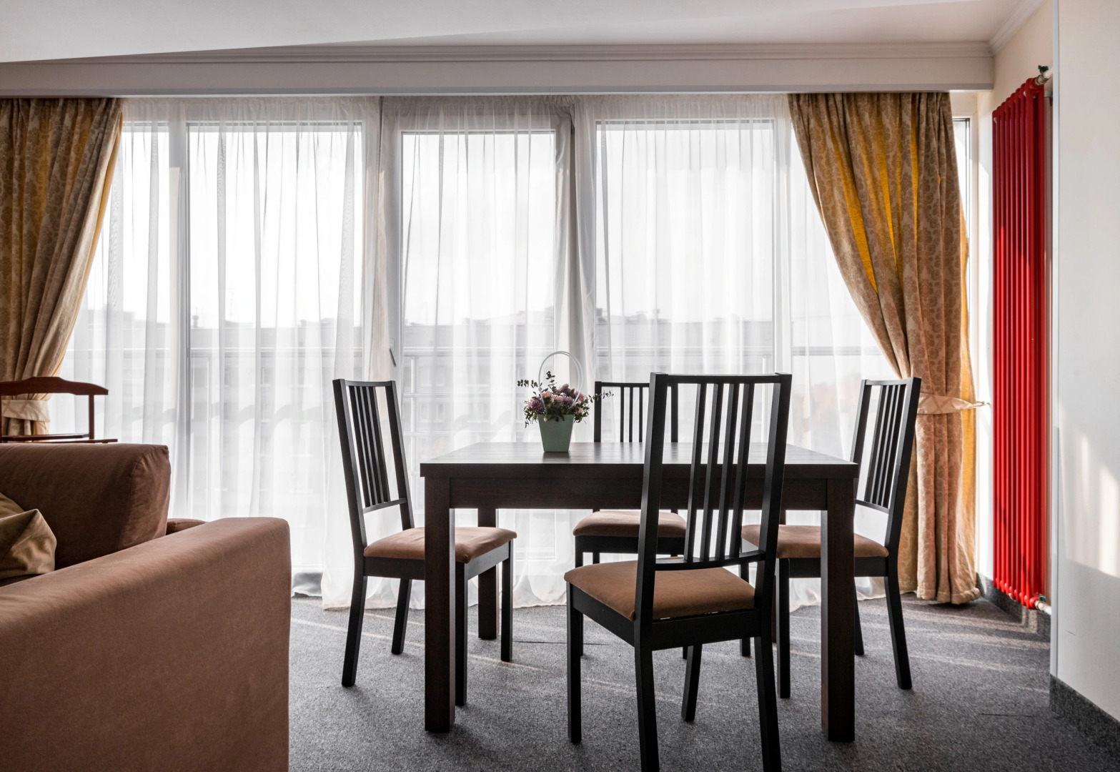 Отель Спутник