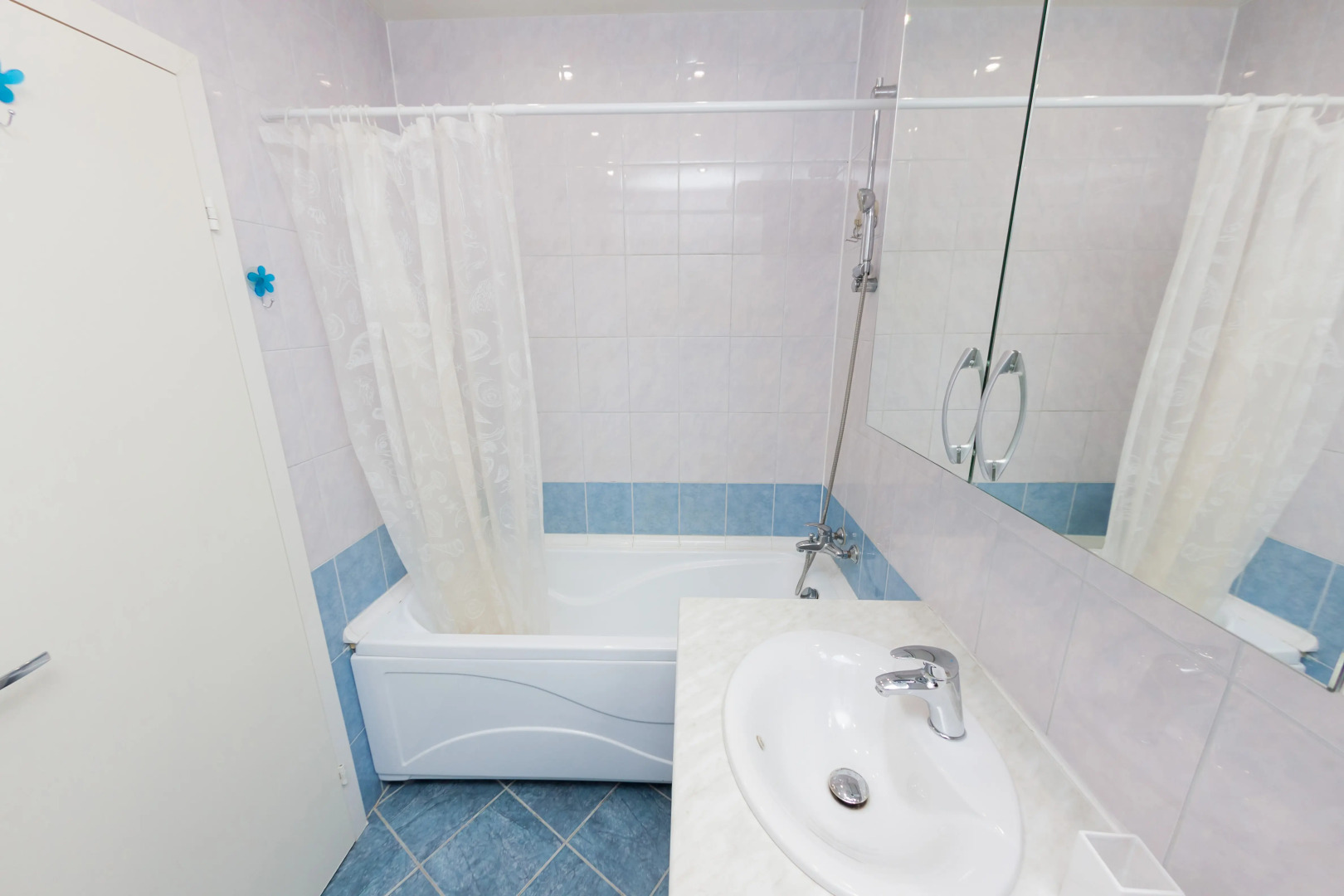 Апартаменты Ленина 15