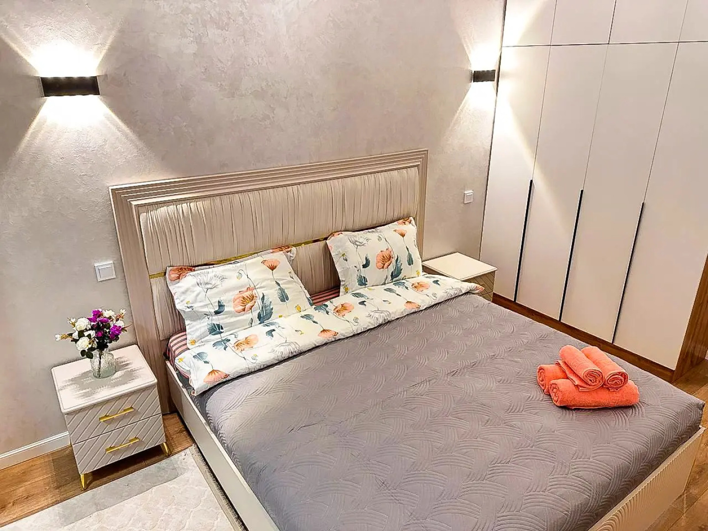 Квартира Лучшие Апартаменты Алматы Напротив ТРЦ Мега Алматы 63