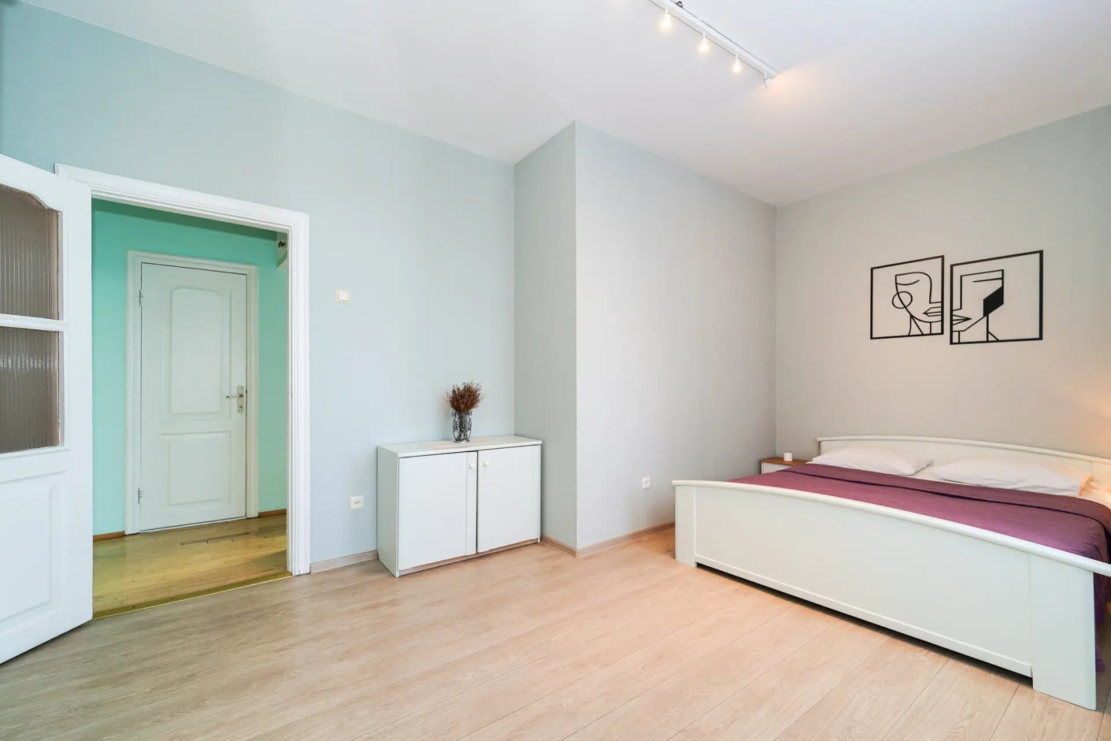 Трехкомнатная Квартира на Красноармейской 24А