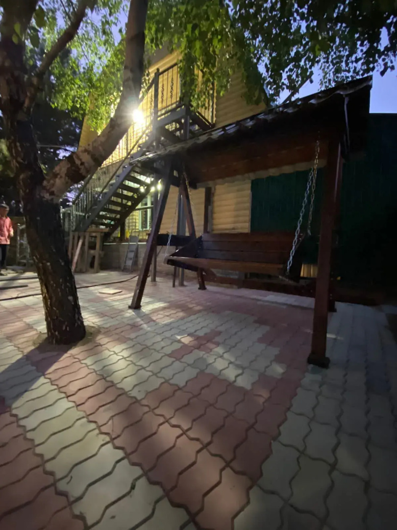 Частный дом на Изумрудном 6