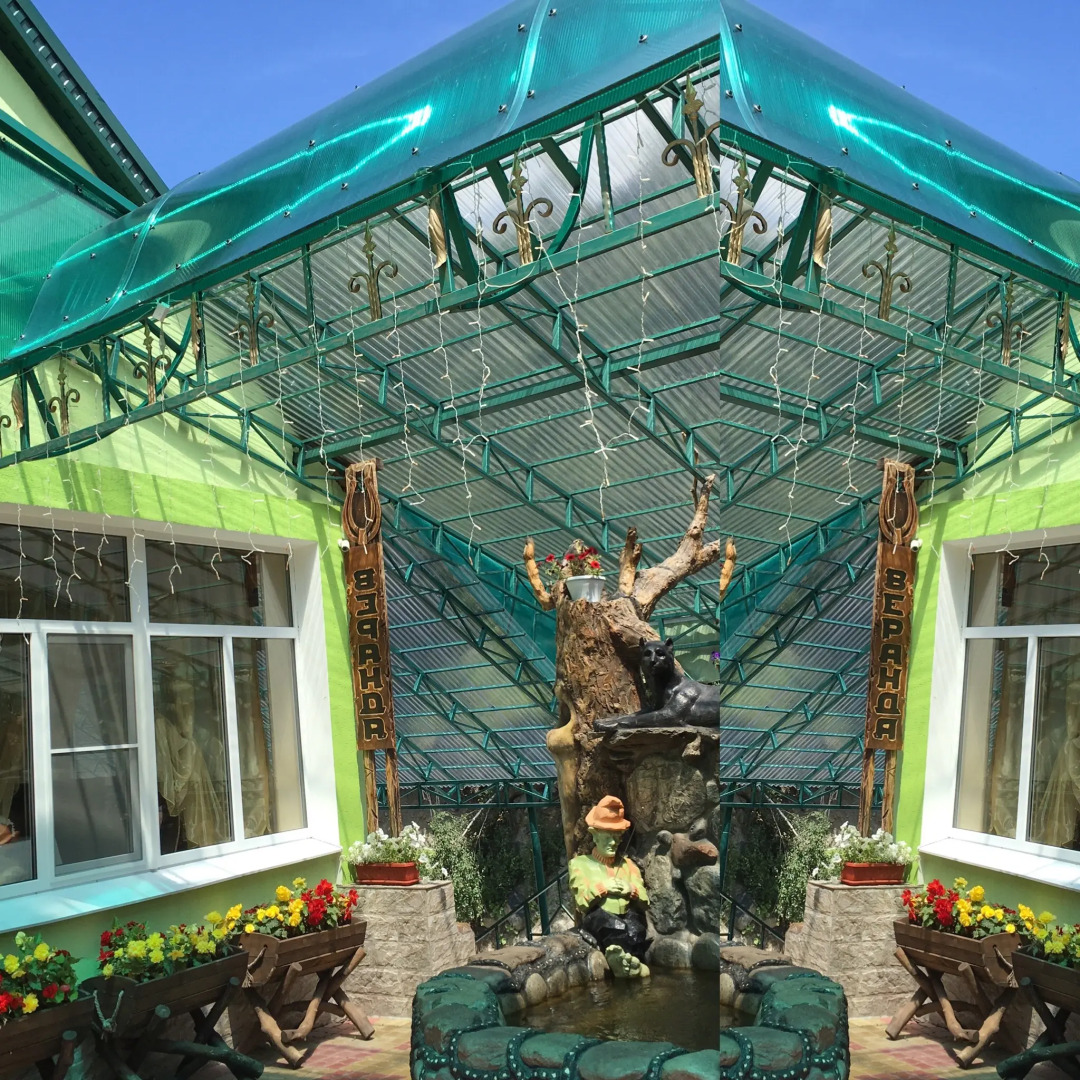 Гостиница Кристалл