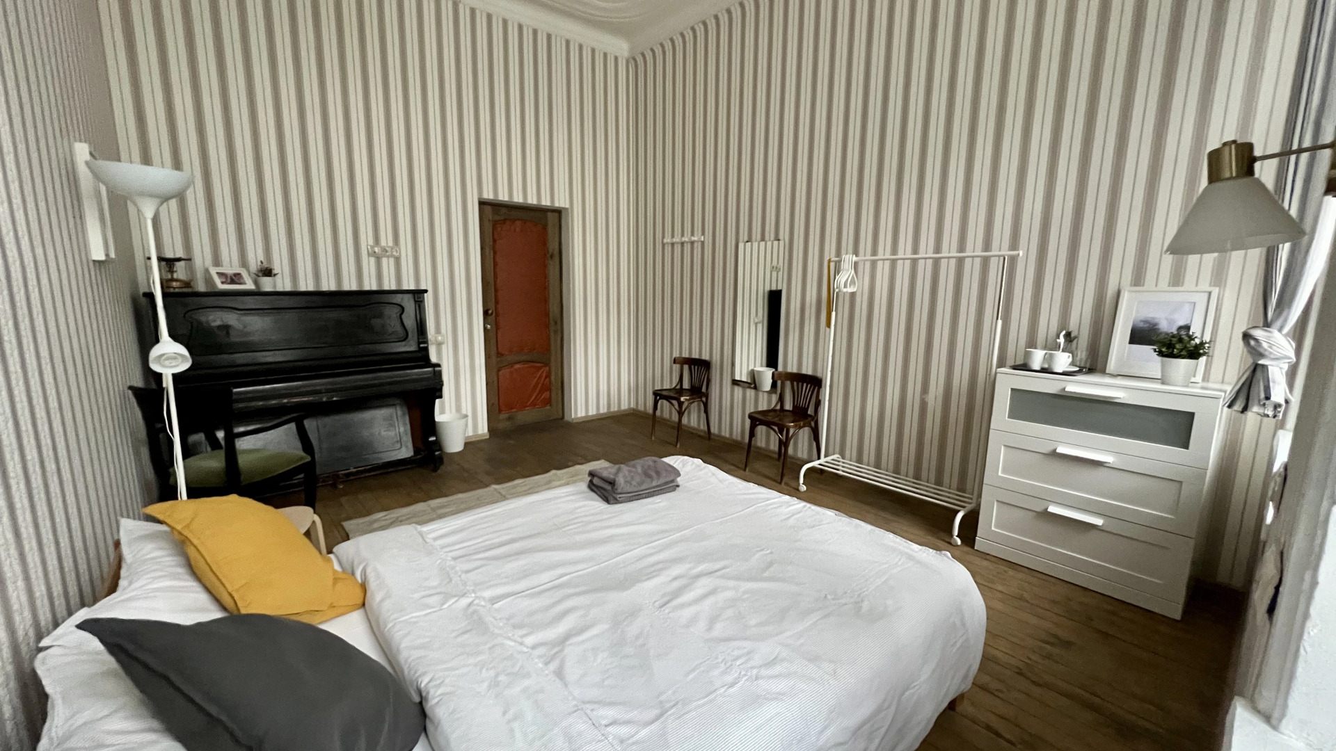 Мебелированные комнаты в доме Булгакова (1)