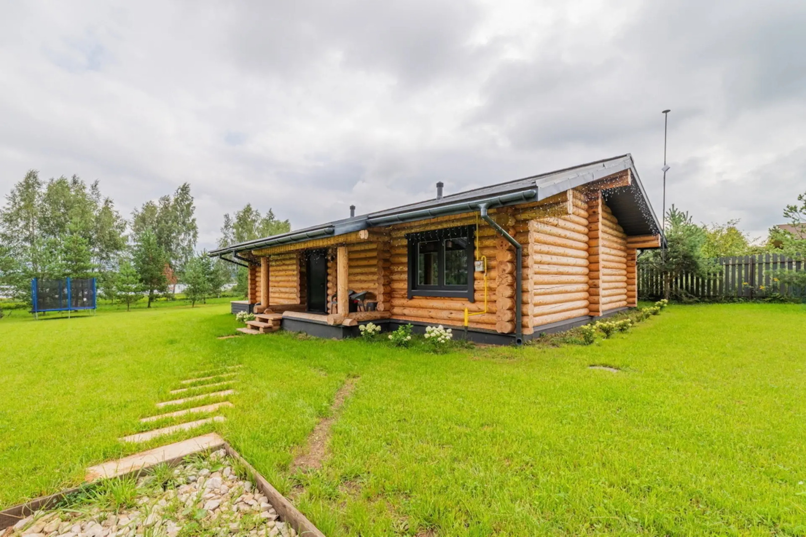 Частный дом в поселке Разливы-1, 8А