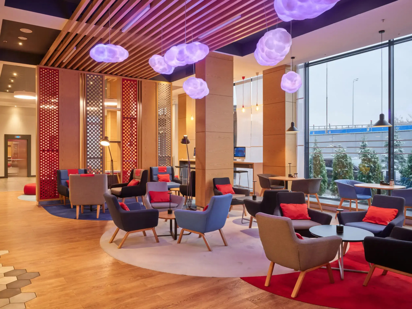 Отель Holiday Express Moscow Sheremetyevo Airport