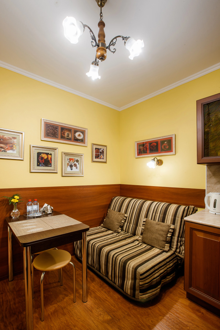 Отель Свердлова 27