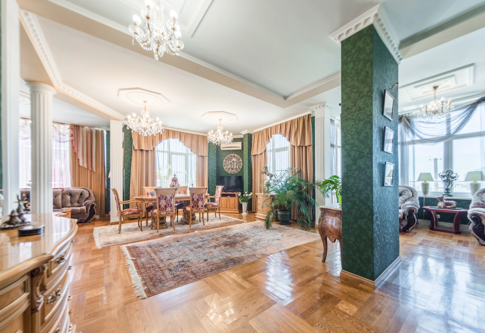 Вилла пентхаус с бассейном