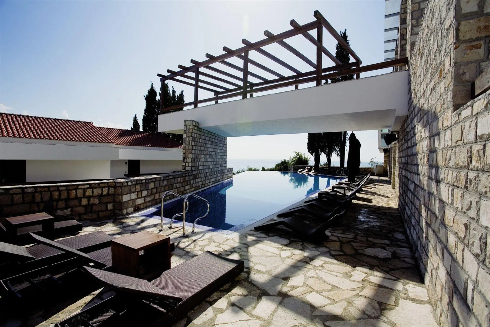 Курортный отель Avala Villas