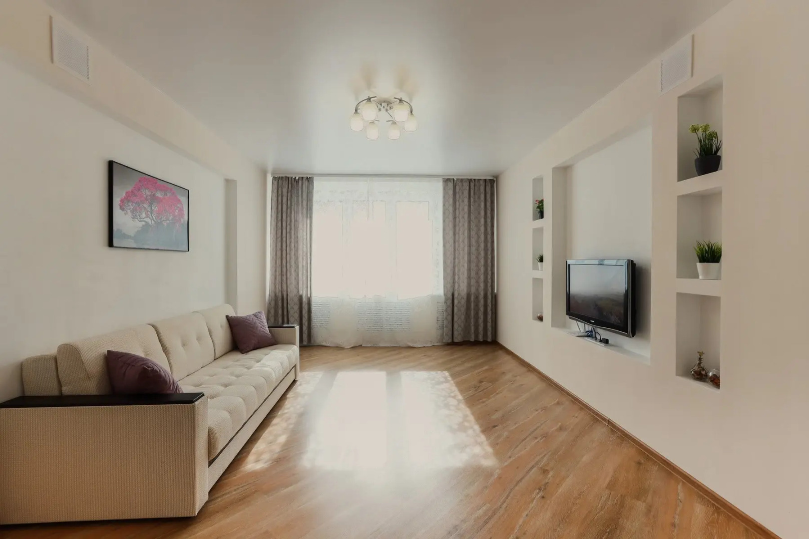 Апартаменты Сутки Уфа на Рихарда Зорге 63/5