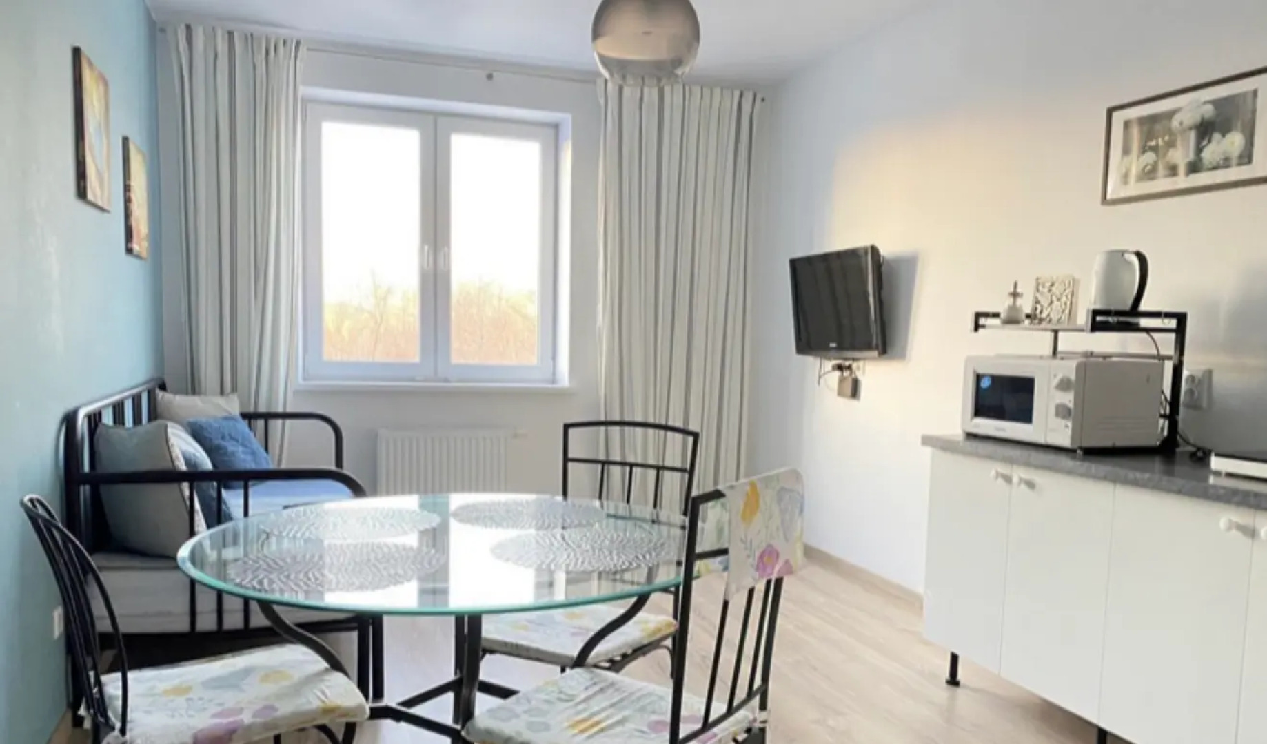 Квартира 8 Марта 202/4