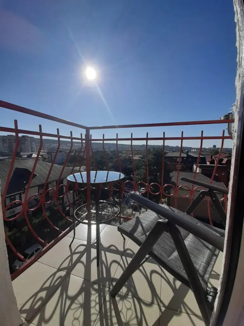 Квартира Двухкомнатная с видом на море и горы