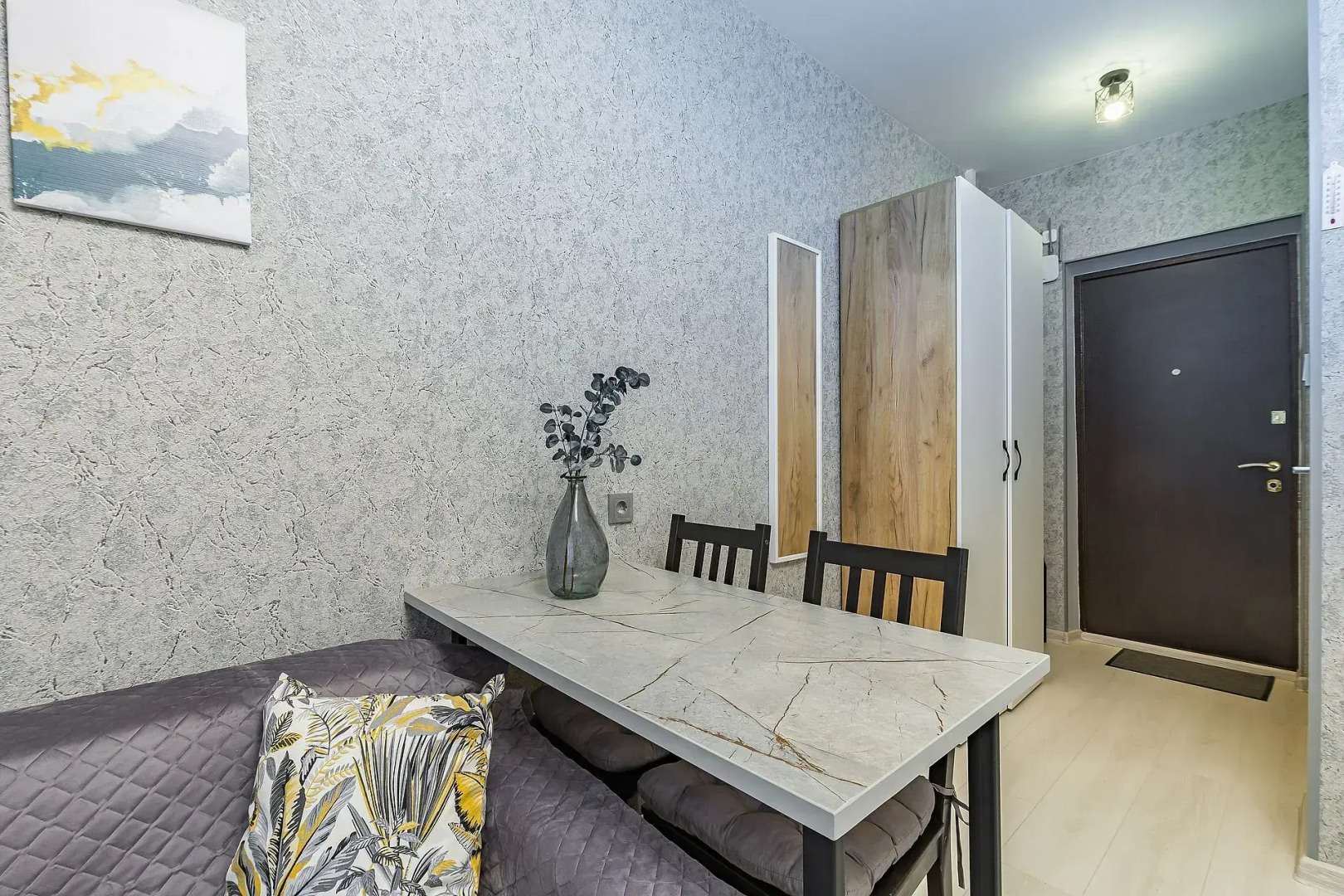 Квартира Стрелка Бурнаковская 55