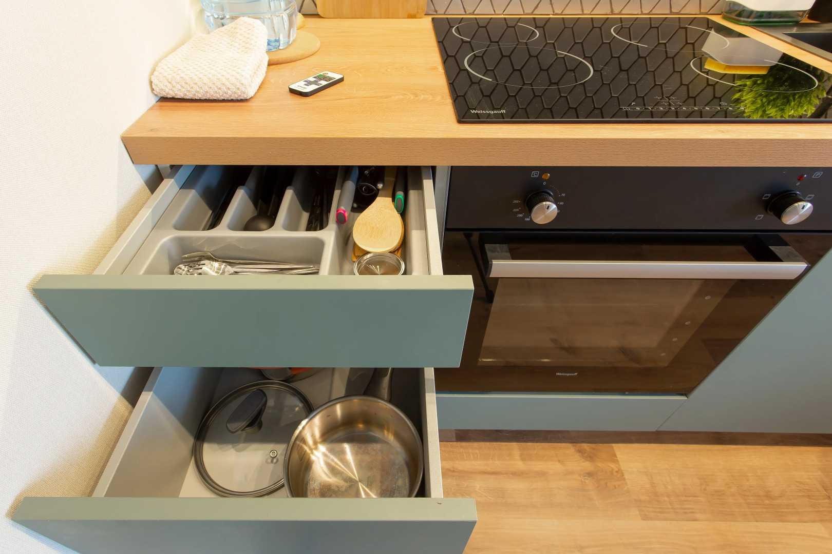 Апартаменты 2-х комнатные в экостиле в центре