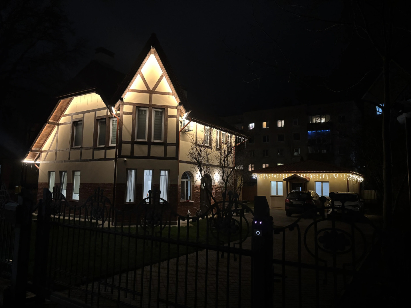 Частный дом House on Lermontov street