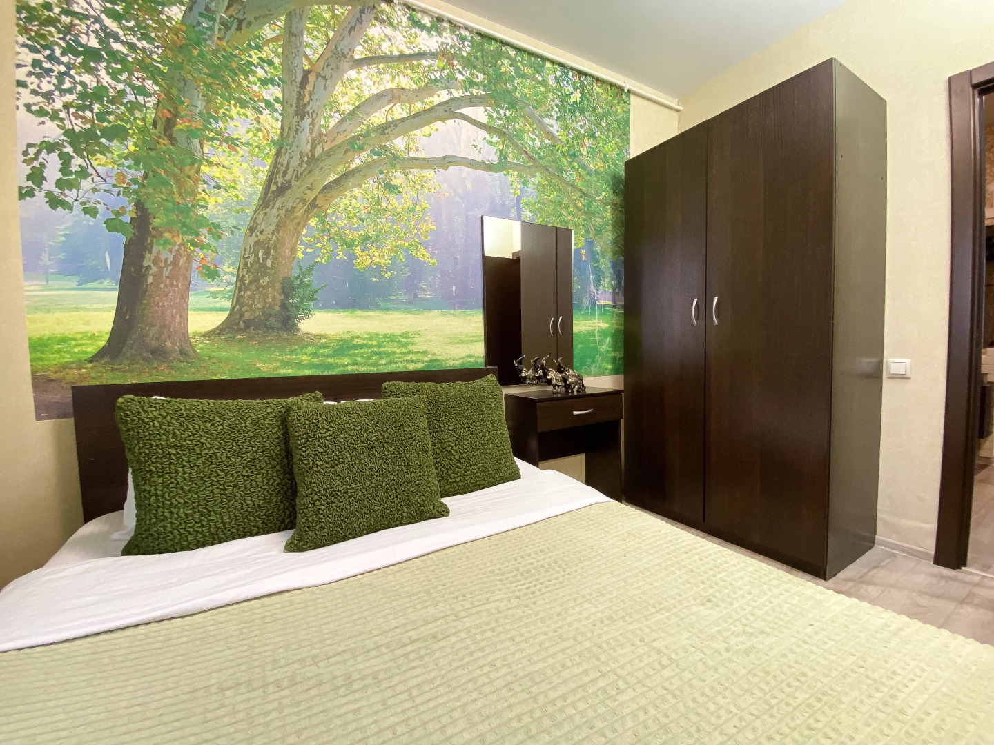 Апартаменты двухкомнатные у аквапарка Улёт