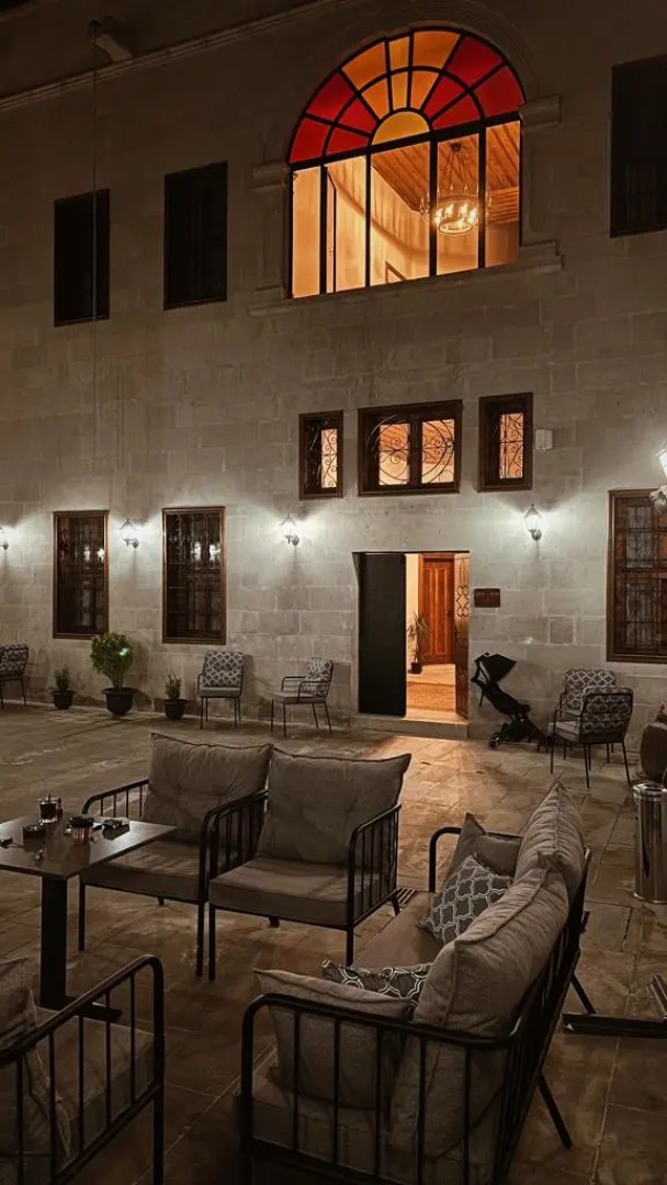 Boutique hotel Four Mansions Hotel