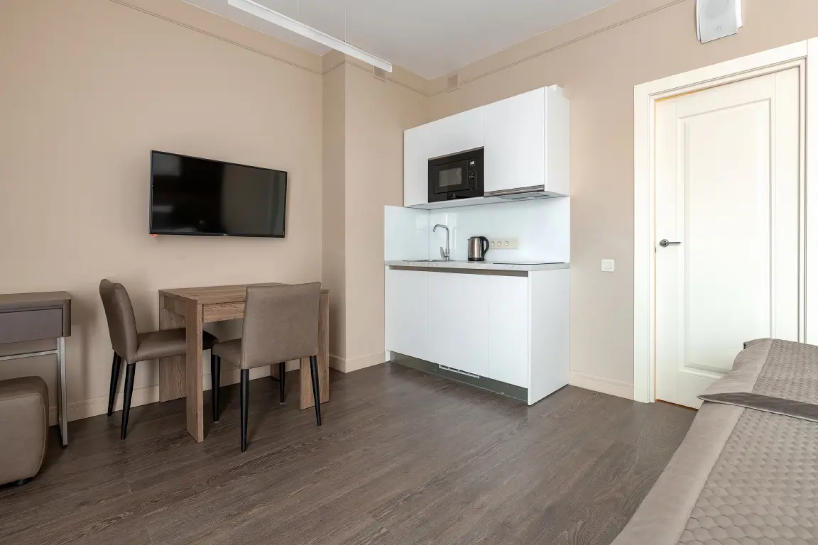 Квартира Бизнес Студия КВАРТ НЕВСКИЙ