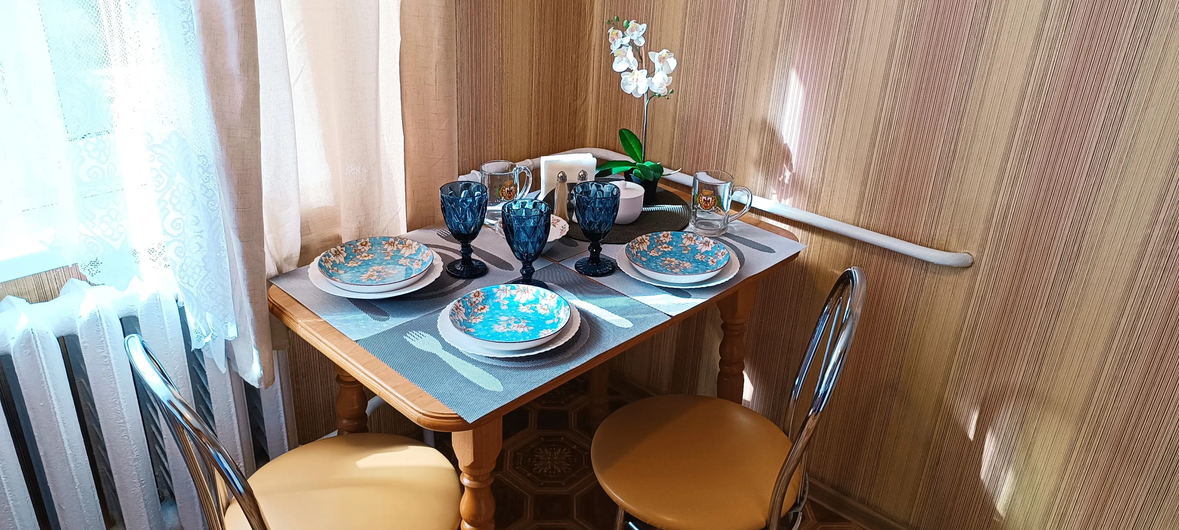 Апартаменты Центр, красивый вид на озеро, 9 этаж, лифт