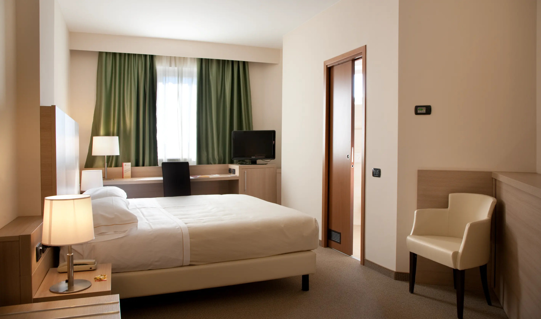 Отель Sanluigi Turin