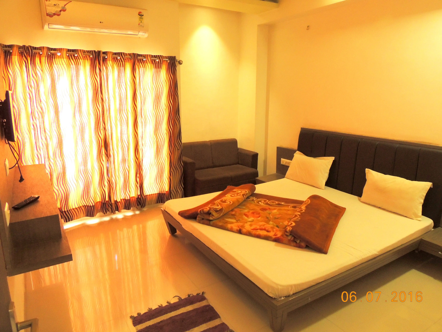 Отель Moonlight by sky stays