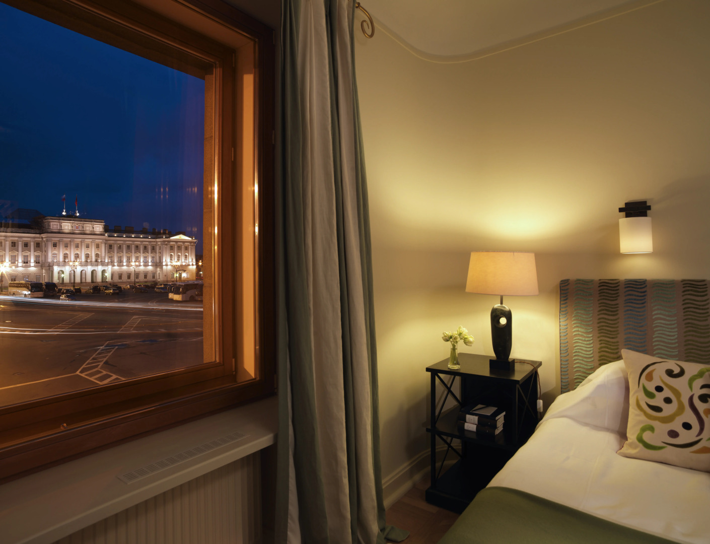 Отель Астория