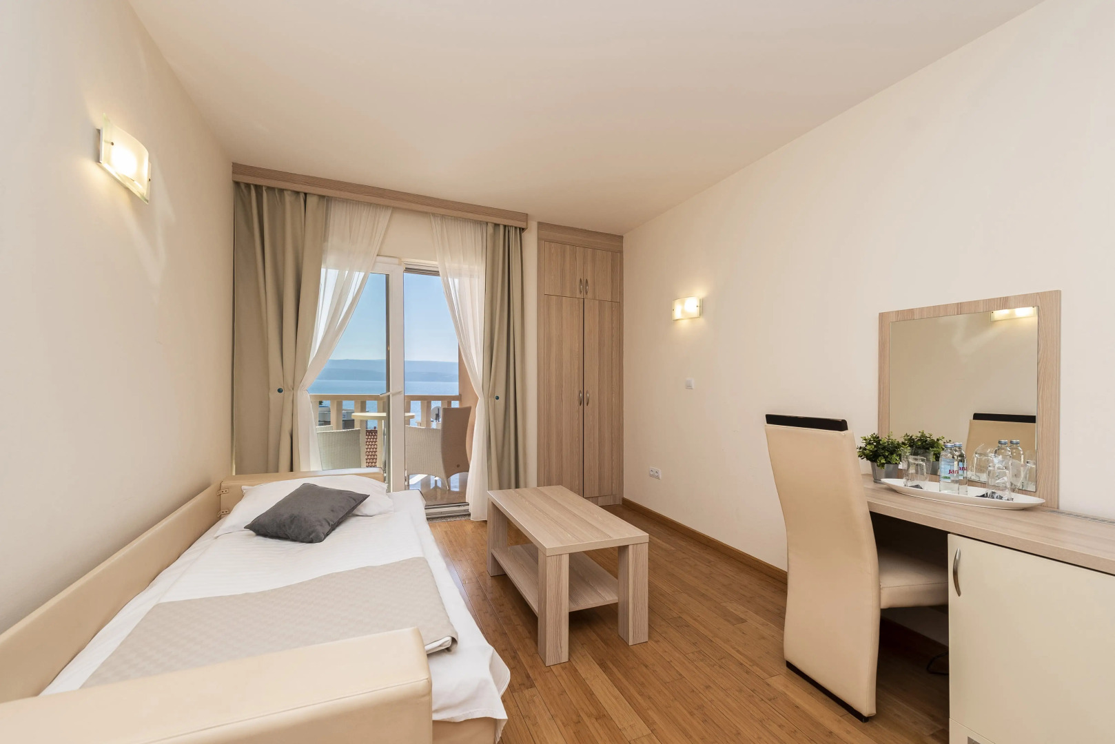 Отель Villa MiraMar