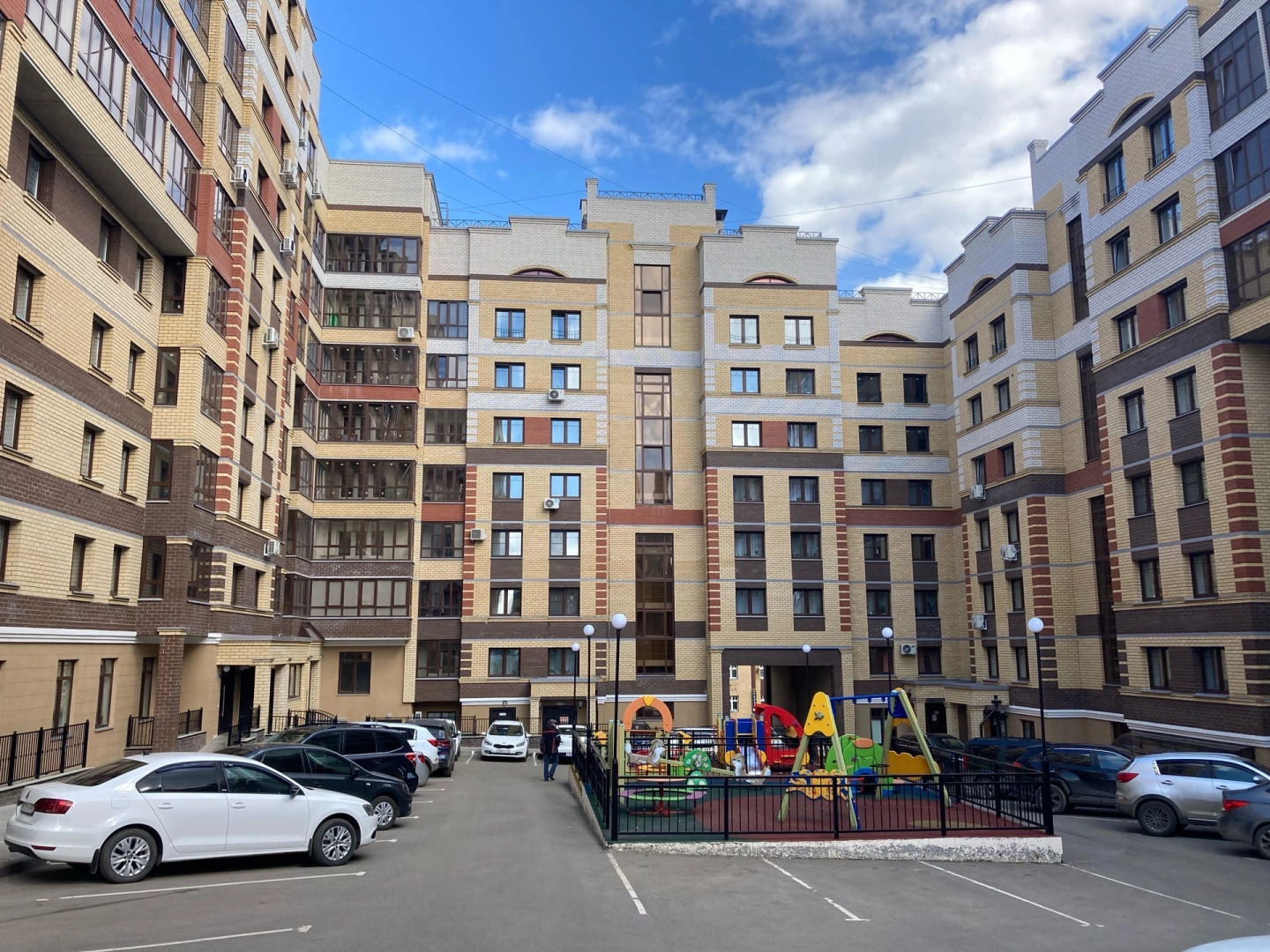 Апартаменты 3-х комнатные на Пролетарской