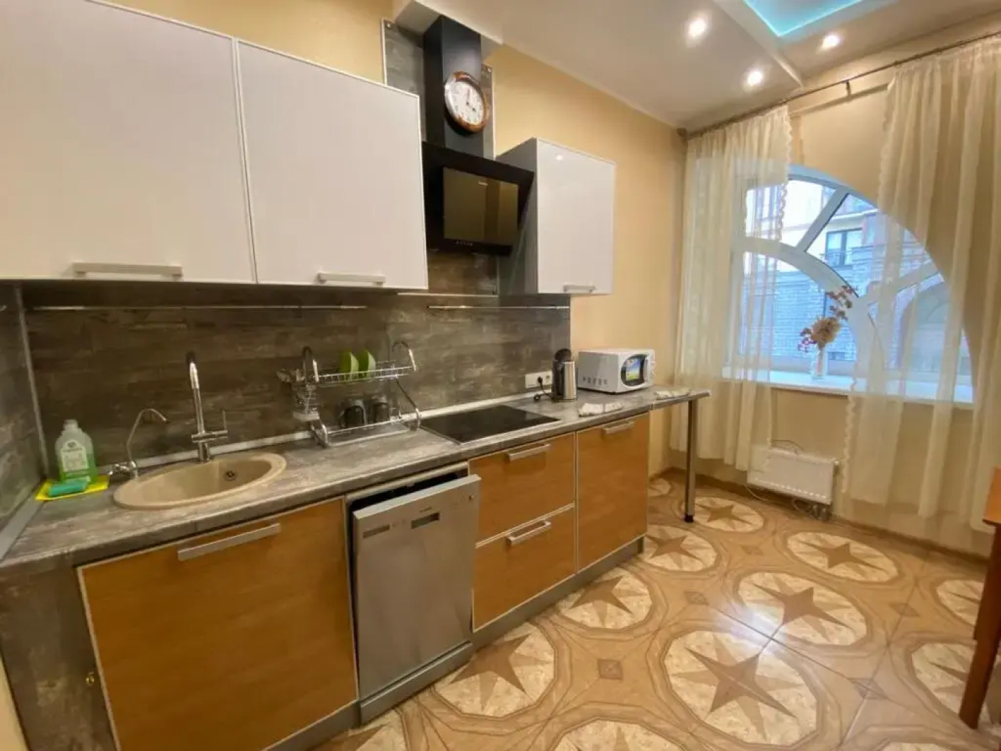 Апартаменты SAMOцвет 18 на Киевской 3