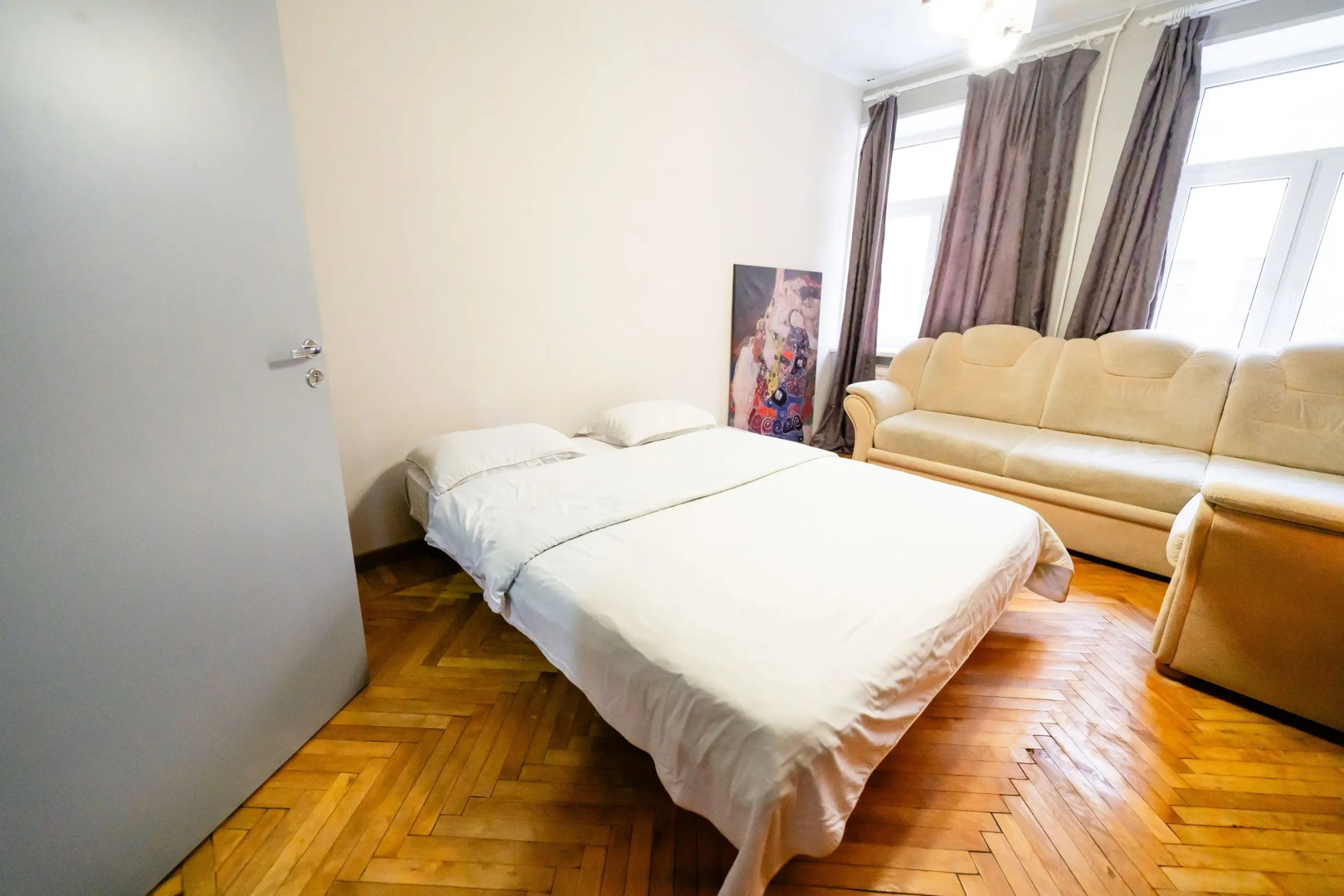 Апартаменты Большая Морская 27 Парковка