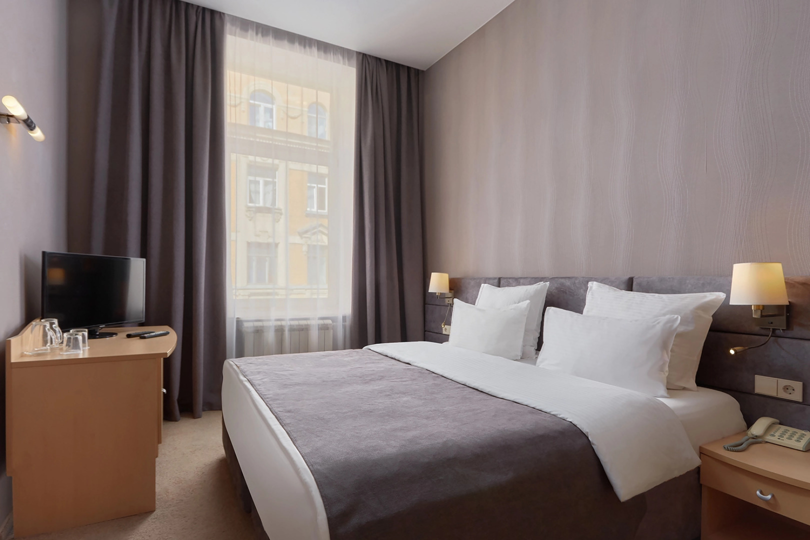 Отель Пятый Угол