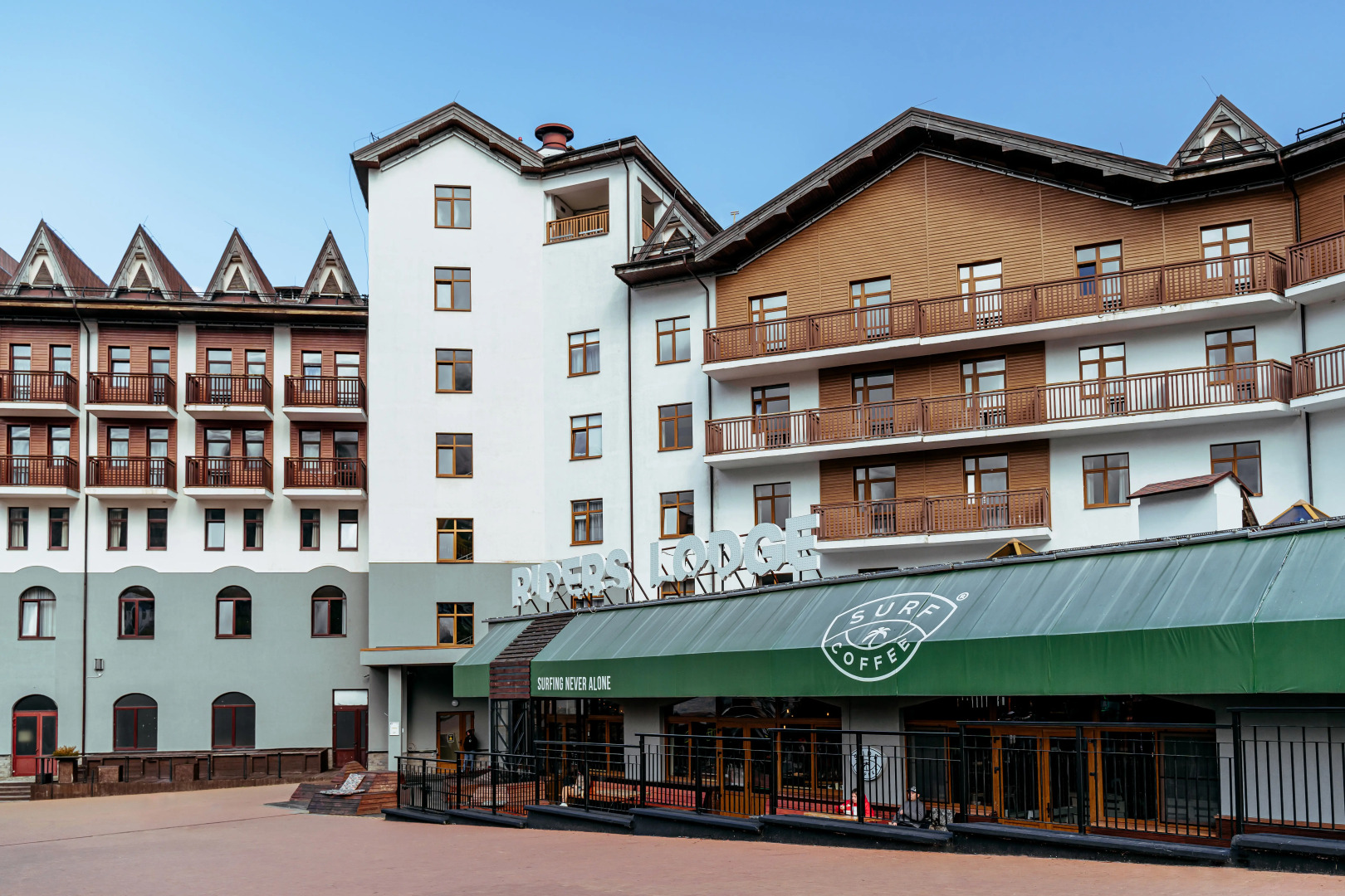 Отель Riders Lodge