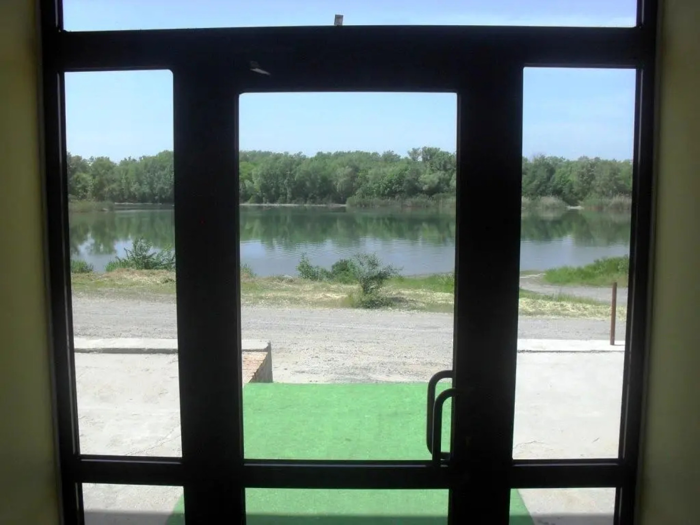 Отель Парамон