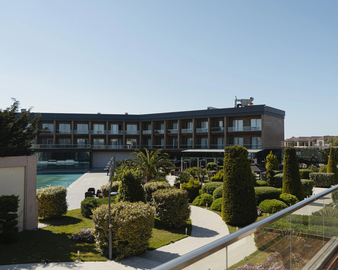 Отель Shani Resort & Villas