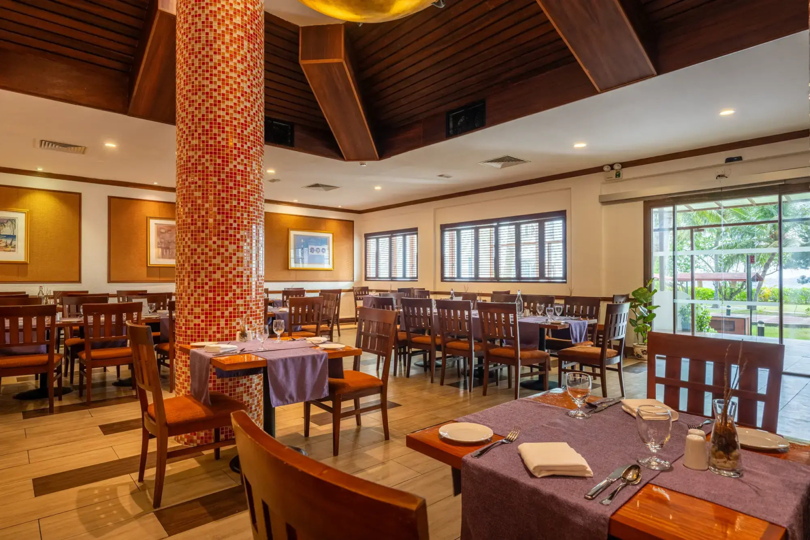 Отель Hulhule Island