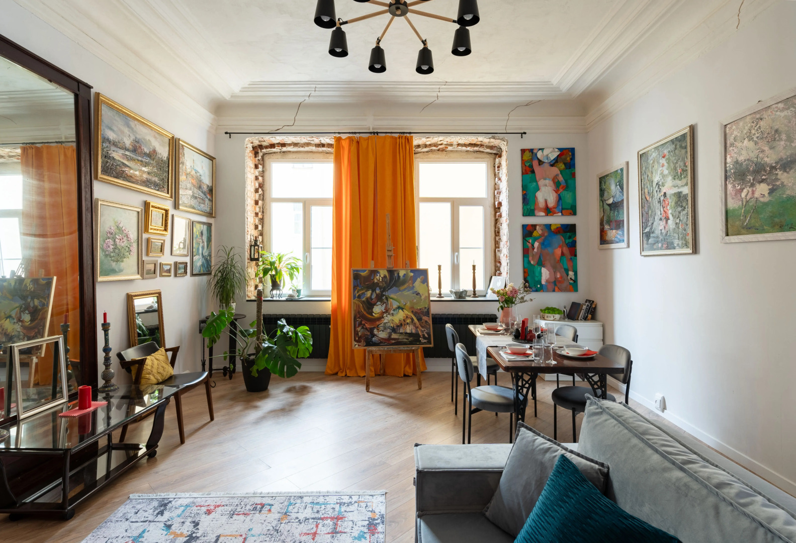 Апартаменты Sergeew Apartments Премиум у Мариинского театра для ценителей искусства