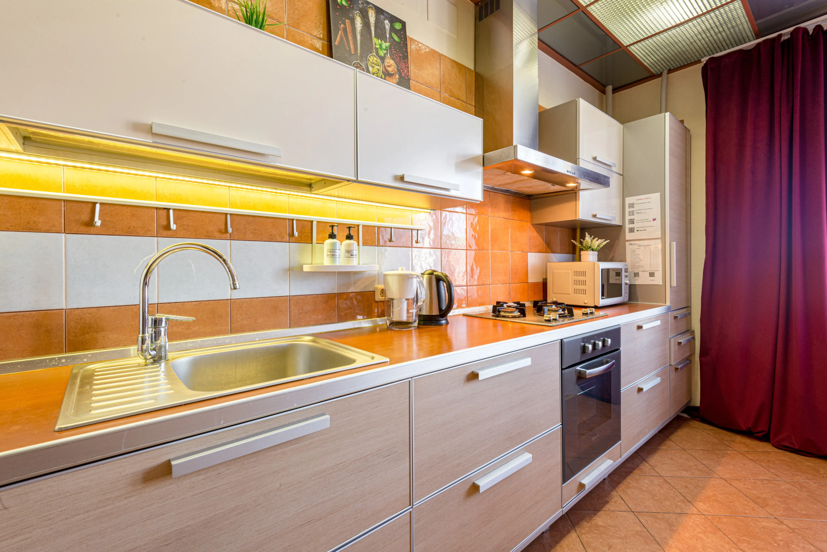 Квартира 2-к просторная в престижном тихом мкр. по Юрьева 8/7 от RentAp, 6 сп.мест