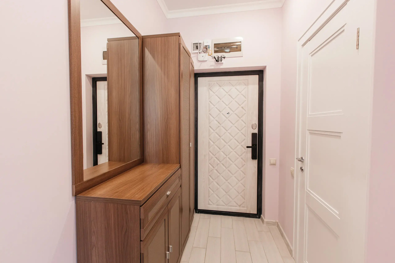 Апартаменты Red Apartments Арт Лайт Бруно