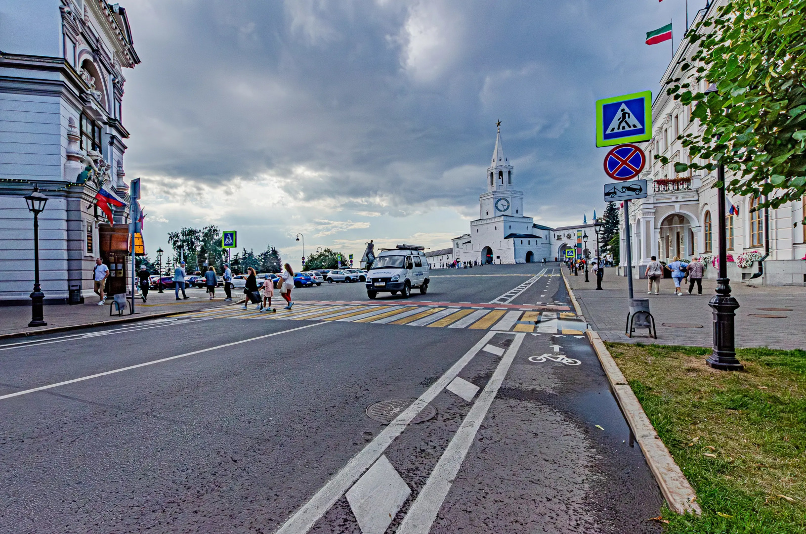 Квартира Kremlin Olive Pink