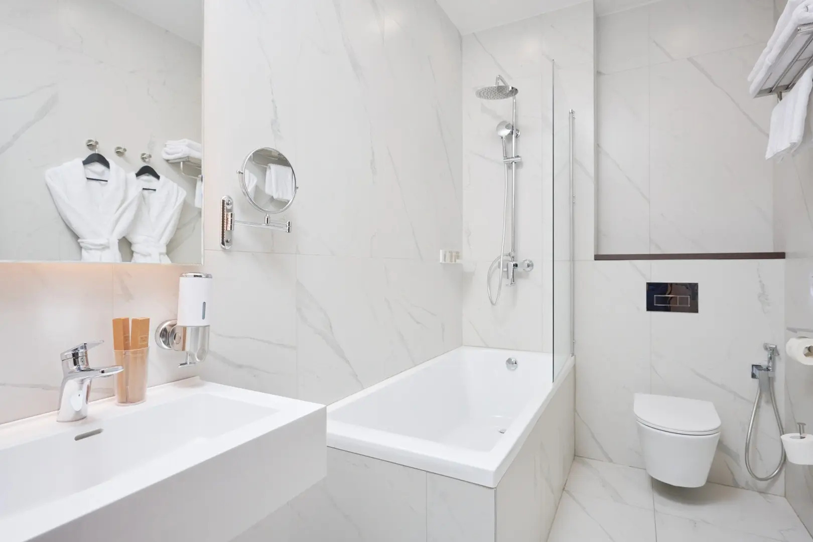 Отель Aura CityHotel