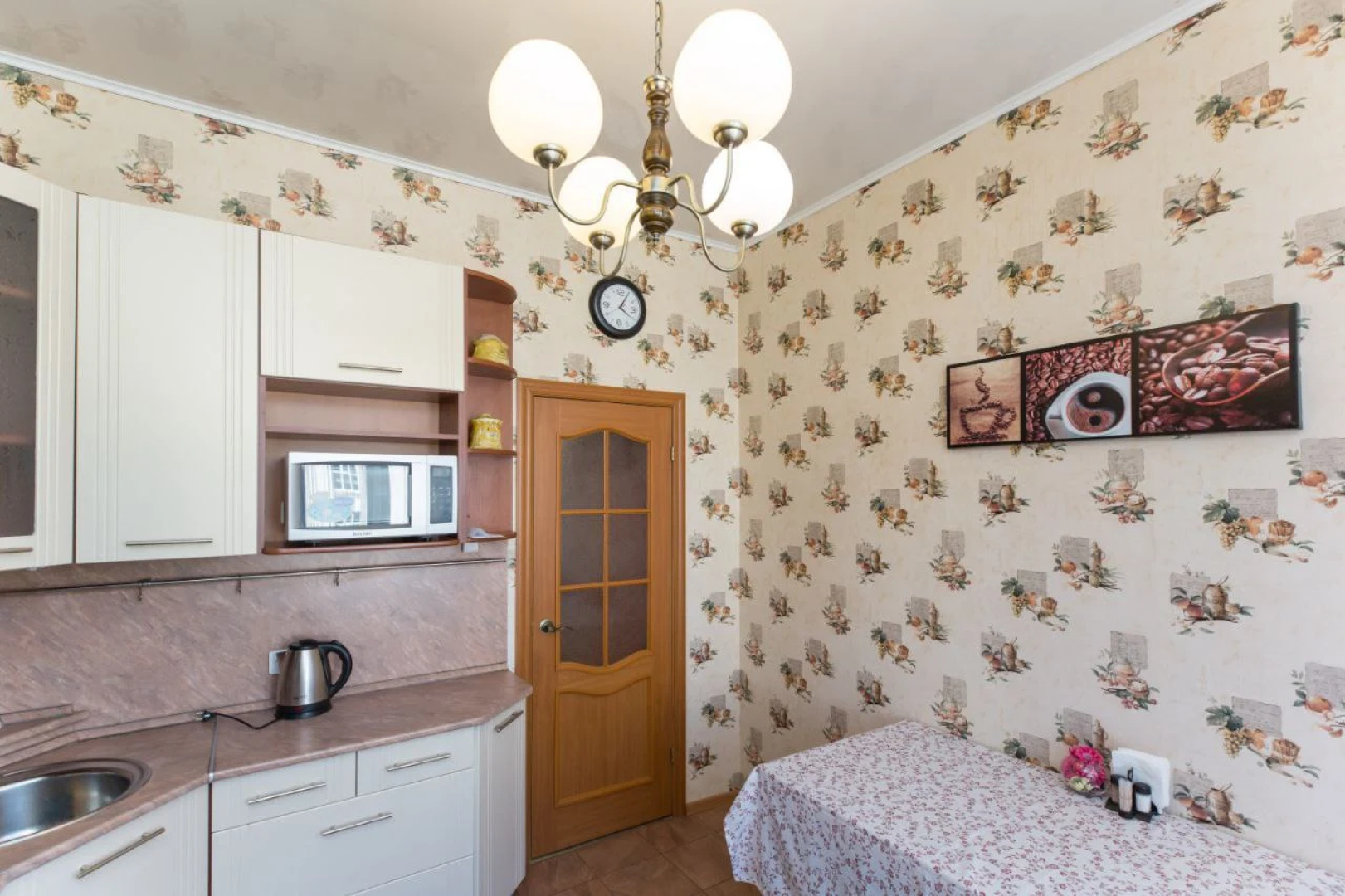 Квартира Типанова 16