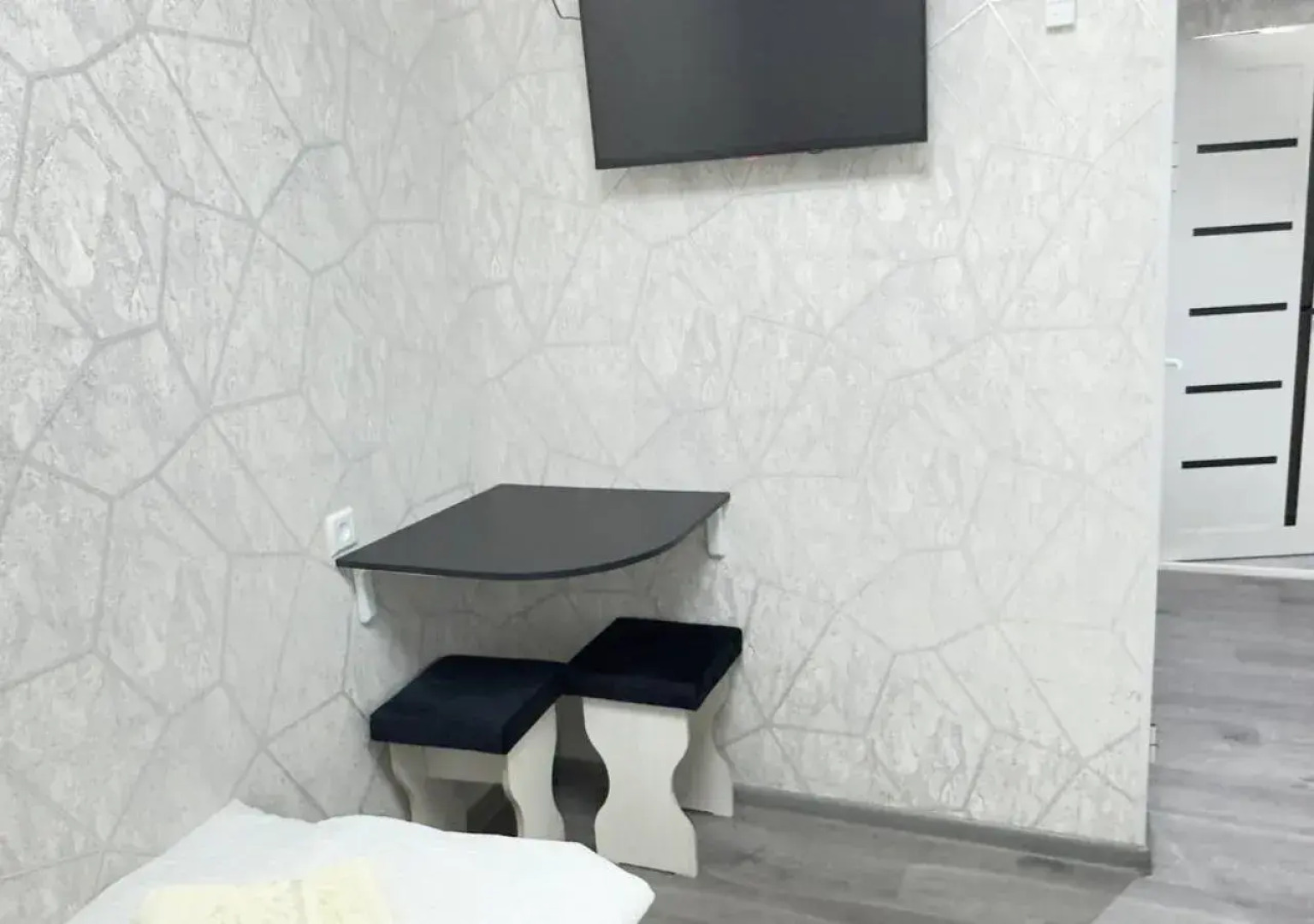 Хостел Parvona