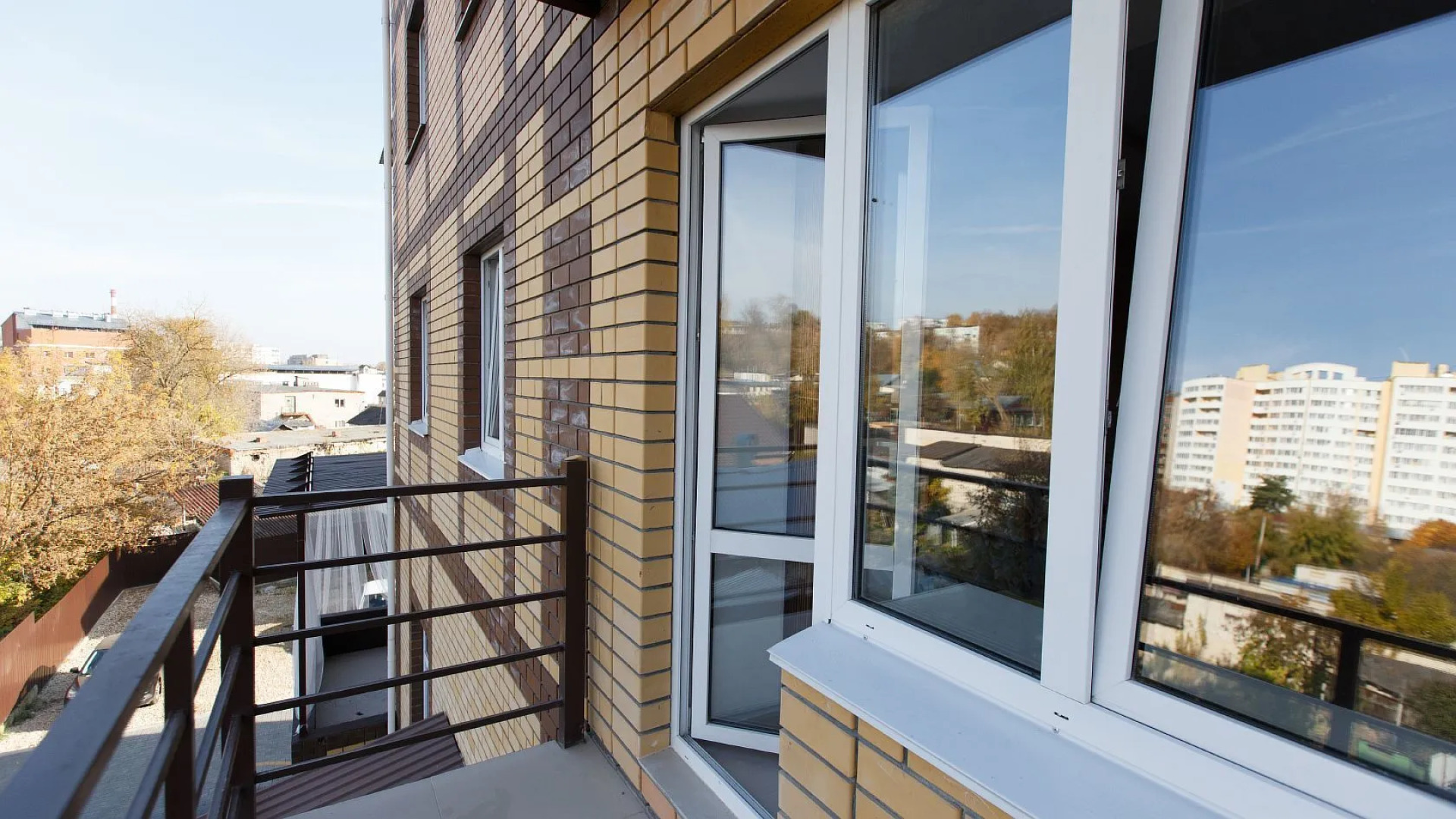 Апартаменты  Right Room трехкомнатные на Салтыкова-Щедрина 3